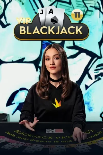 Croupière en pull noir au blackjack